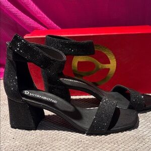 Wishbone Adriana Black Glitter Women's Sandals